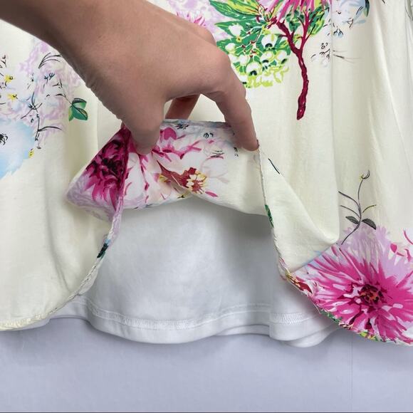 Davi & Dani | Ivory Cream Floral Bell Sleeve Boho Tunic Mini Dress - Picture 7 of 10